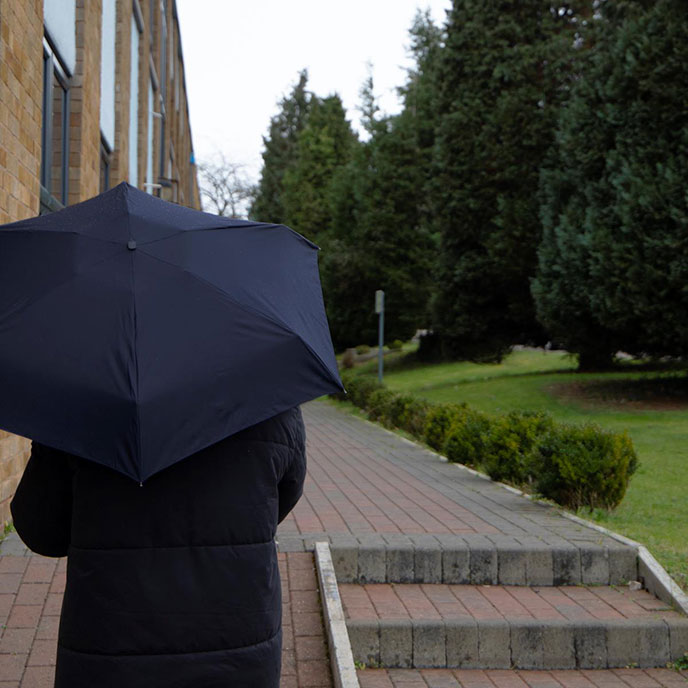 totes® ECO-BRELLA® Miniflat Thin Navy (5 Section)